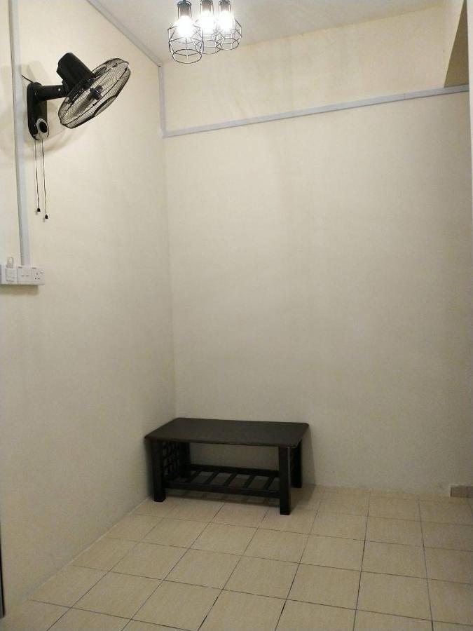 Near Batu Burok, Hospital Hsnz, Ktcc Mall, Drawbridge C Kuala Terengganu